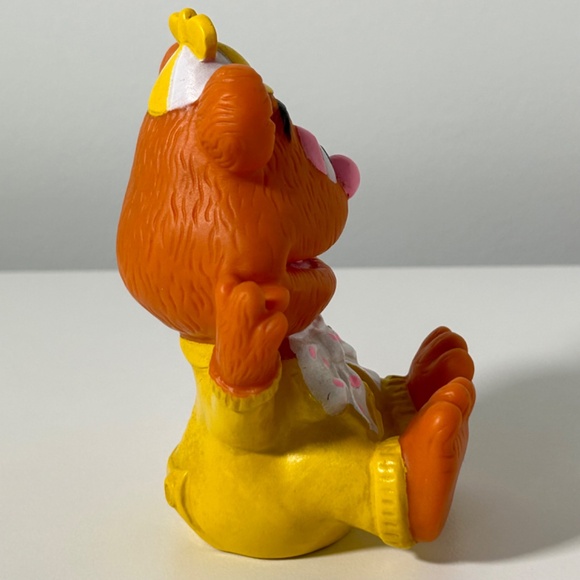 Vintage 80s Playskool The Muppets Baby Fozzie Bear Squeak Toy 5.5" (18B) - Picture 5 of 6